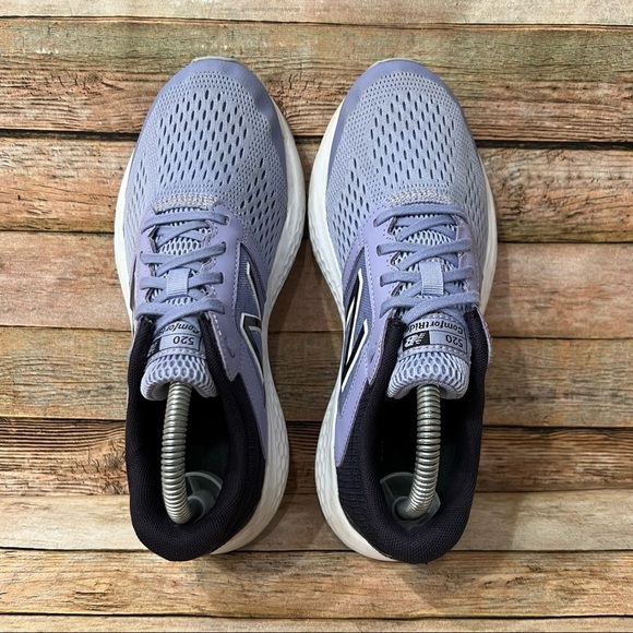 New Balance 520V5 Athletic Shoes - Picture 5 of 9